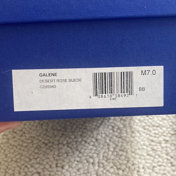 Stuart Weitzman Suede Heel - Picture 8 of 8